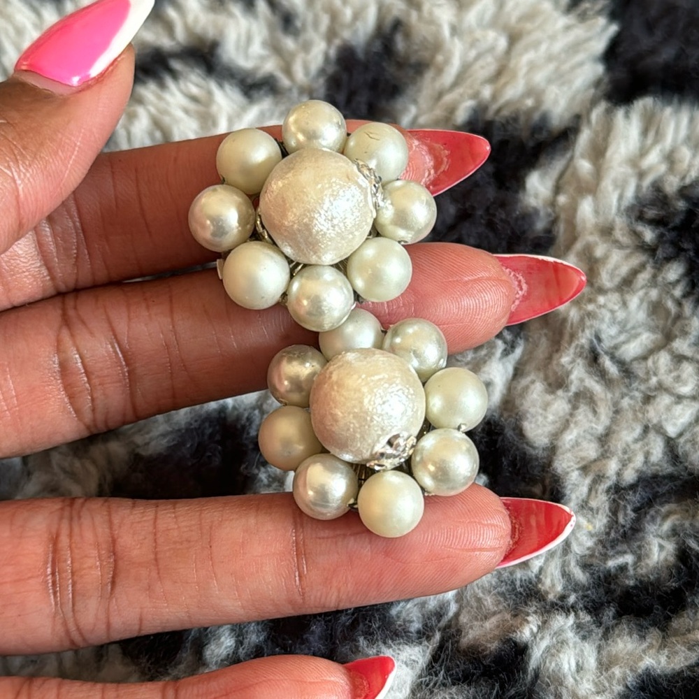 BEADED Clip ons